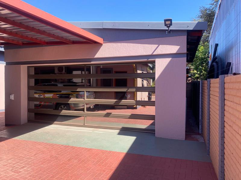 4 Bedroom Property for Sale in Kathu Northern Cape